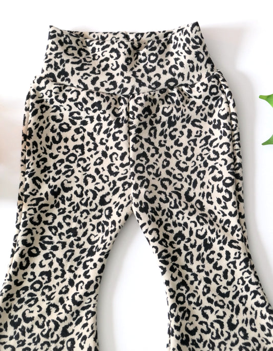 Flare Leggings – Brushed Knit Animal Print